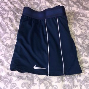 Nike dri-fit Navy Tennis skirt w/shorts size Small